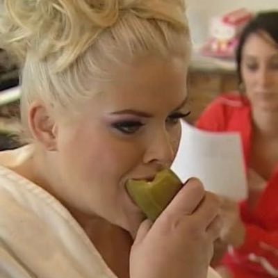 ComeOnAileenW's profile picture. CLIENT ACCOUNTS WILL BE BLOCKED 💀