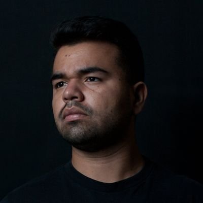 JesusCalma5's profile picture. Desarrollador web 💻 / Fotógrafo 📷 / Estudiante de Audiovisuales 📚 / Emprendedor 📈  / 922 928 / Hijo de la ruina / 3:43 / Ø