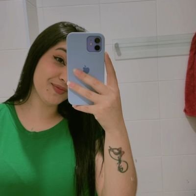ericajg_04's profile picture. Se não houver recompensa após a vida, então o mundo é apenas uma brincadeira cruel.