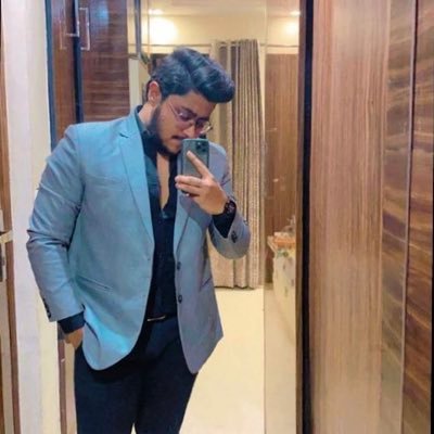 AbhinavAkd's profile picture. 