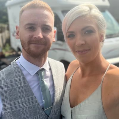 35, Proud NHS Community District Nursing Sister, Specialist Practitioner in District Nursing, Wife, Mum, Runner and Sunshine chaser ☀️