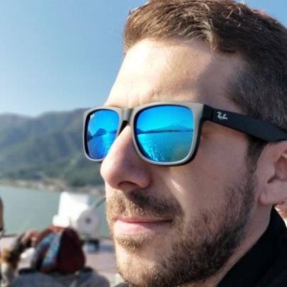 Drum n bass, video games, prog metal, league of legends. Husband, father of 2, socialist, infosec. Not necessarily in this order.