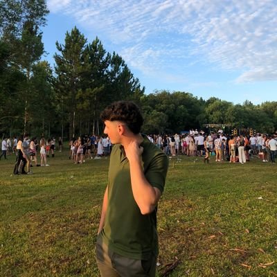 __rjuliann's profile picture. aguante el cs