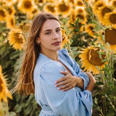 Designer 🎓
Twitch streamer 📷🎮
https://t.co/Y1dy0uKbkq
Mais redes sociais⬇️