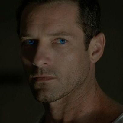 ShrewdIcarian's profile picture. FAN