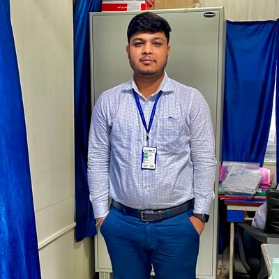 AMITPRA00313095's profile picture. Banker