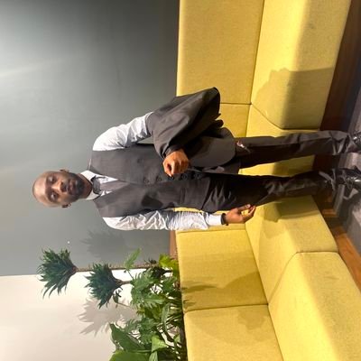 software developer #Angular #CSharp #javascript | Cloud Engineer #Azure. I tell stories from data #Datascience. Basically can do a lot with a computer.