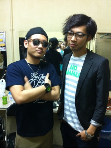 Roofy_official's profile picture. 世界が欲するサウンドに、心がはじけるハーモニー。関西が誇る、ワールドワイドなポップアイコン。ただいま人気急上昇中のユニットRoofy（ルーフィー）の公式アカウントです！ライヴ情報などを更新していきます。ポストは主にマネージャーがやっています。
／Brush Music Entertainment