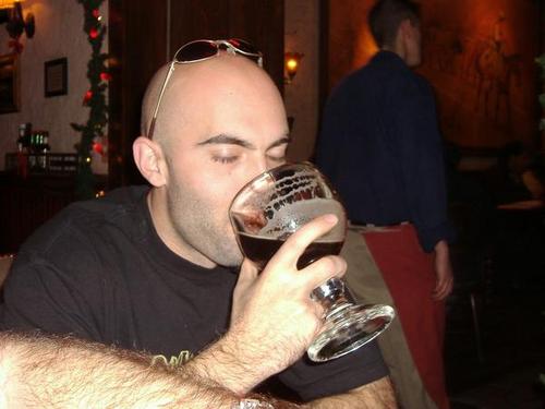 vasangel21's profile picture. Metal, football (played by feet), beach, beer, cofee, fun times.