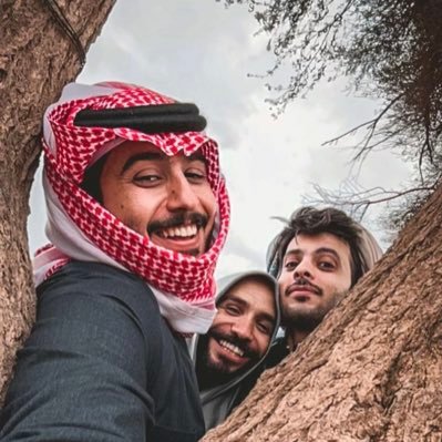 mdmd87245839's profile picture. لا احد