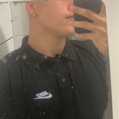 icaro_073's profile picture. 