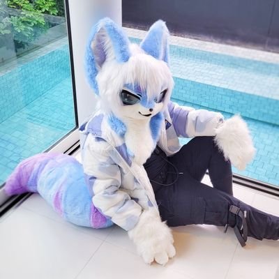 AdetutuOf's profile picture. The pre-release English track “MOONLIGHT SUNRISE” out now ♡