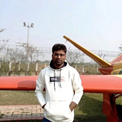 kazi_sharfur's profile picture. Don’t check my grammar because my money speaks.