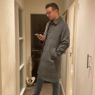 Osteopathy Student, Chelsea fan, and Star Wars nerd 🦴 ⚽️ 🚀