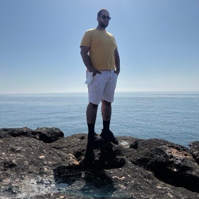 hamed49684572's profile picture. 