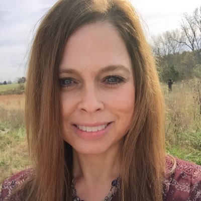 KellyVossTmzski's profile picture. 