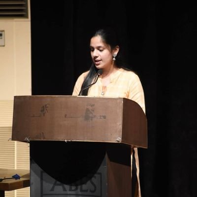 Darshika2804's profile picture. 