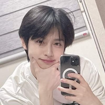 jnhnlml's profile picture. 