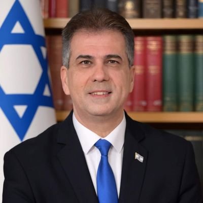 שר האנרגיה והתשתיות וחבר הקבינט🇮🇱 בעבר שר החוץ, שר הכלכלה והתעשייה ושר המודיעין. רו״ח, רס״ן במיל, נשוי + 4, חולון.