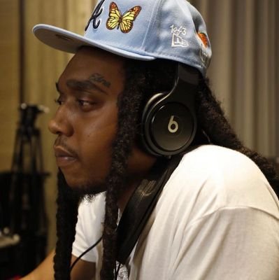 ENTHUSIAST
THA SILLY NIGGA WITH AN ATTITUDE
SERIAL ENTREPRENEUR 👽
A BELIEVER 🪐