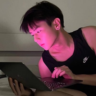 jelly0411_'s profile picture. 