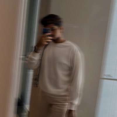 ➖ 🇲🇾 / 26 ➖ Hodophile 🧳 🌍 ➖ My standards are high… just like my height