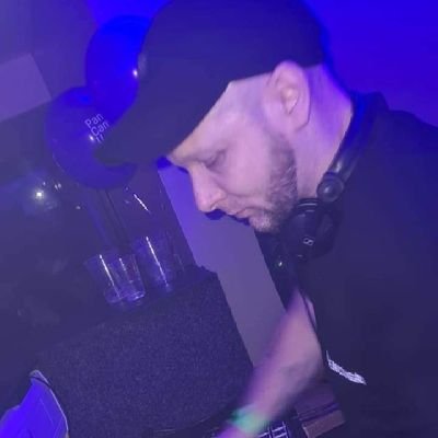 BobbySenior1985's profile picture. Life is precious...🇬🇧🇮🇱 Pancreatitis Survivor