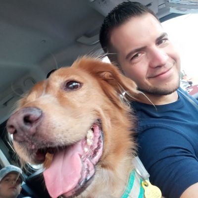 Me gusta la vida tranquila, disfrutar de mi familia y amigos, pasear y perderme por los rincones de mi Córdoba. Ir al Nuevo Arcángel y ver a mi Córdoba.