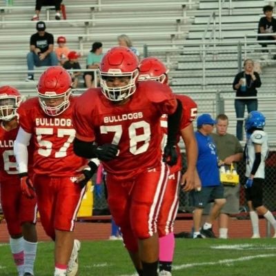 Oak Hills High School | #78 | DL/OL | class of 26’ | 5’10 | 233lbs | 3.6 GPA