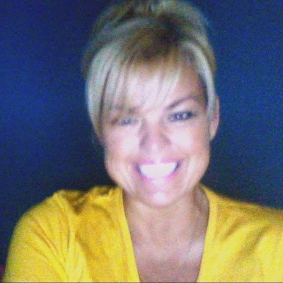 TognozziTanya's profile picture. 