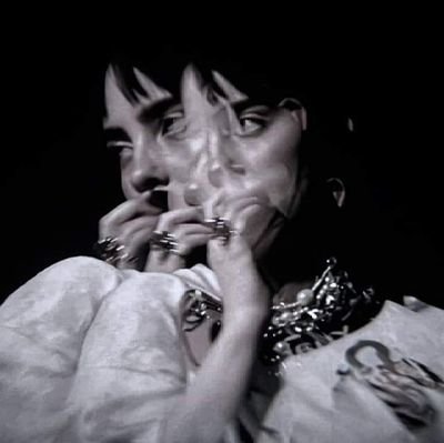 biillieeilishv's profile picture. — Home of all things Billie Eilish 🧸
- not impersonating ♡ | @billieeilish 🕊