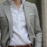 looking for like minded discreet clean men for fun on the side. More of a giver but happy to receive if that’s your thing.