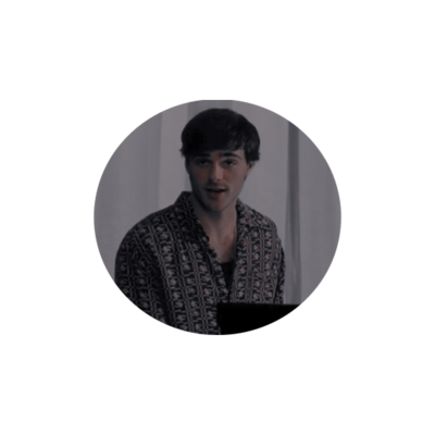 tdowntownheart's profile picture. ᓚ⠀ ⛧ ⠀ 𝒃orn⠀in⠀ 𝒕exas⠀↓ ⠀ living⠀in⠀ 𝒄hicago. certified⠀━━⠀ 𝑳OVERB★Y!⠀ ╱ 𝒑ianist⠀ 𓂋