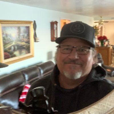 perkesplace's profile picture. str8 G. hmu