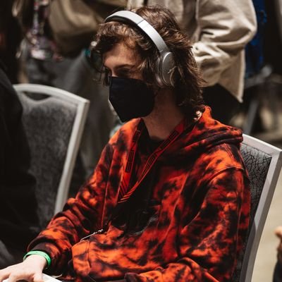 rabit_LA's profile picture. delete twitter 

may occasionally doomscroll on this account