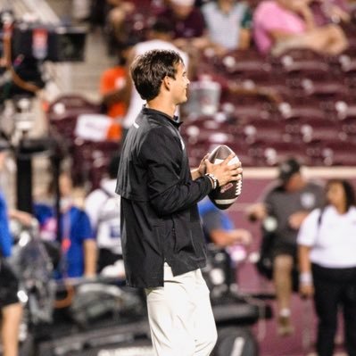 Business Major at Texas A&M University | @aggiefootball Defensive Assistant