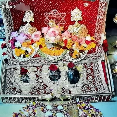 Adhu51618922's profile picture. ||| A Proud Hindu ||| An Educationist by Chance An artist by choice, 

Favourite Hobbies - Nature Reading & Photography