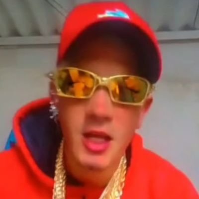 Sou confeccionista de roupas trabalhou com uniformes industriais para empresas escola faculdades e festas profissional