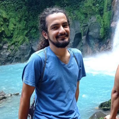 Yiyi2295's profile picture. Estudiante de Arquitectura, Músico y Youtuber https://t.co/iS7d0U3WbX