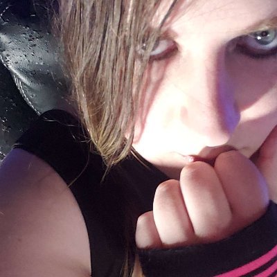 I'm Renegade! Starcraft caster, esports competitor, owner of the RnG Pro Team. Pittsburgh's #1 esports commentator. She/Her https://t.co/qoTQVFXWJ0