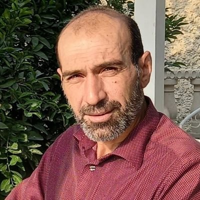در تولد با امید آمده بودم- در جمهوری اسلامی ایران درسها آموختم- طی عمر کردم- و سرشار از امید به فردایی روشن برای فرزندم ، نه خودم.