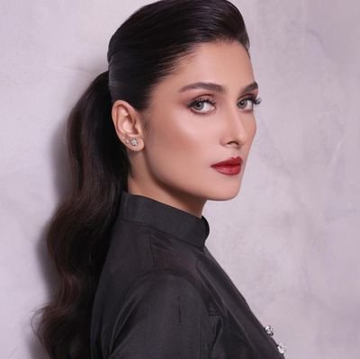 Ayezakhan_ak Profile Picture