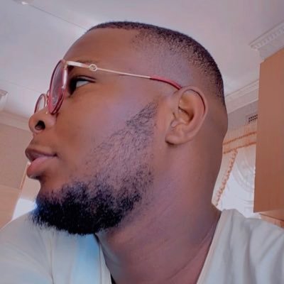 Humble 🤭 From Newcastle 🏠 family is everything 👨‍👨‍👧‍👦👩‍❤️‍💋‍👨 buddies 🍹🍸