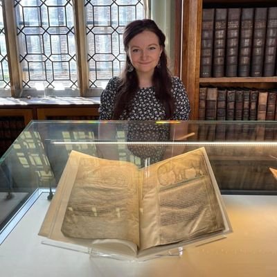 She/Her
 MPhil at A.S.N.C., Cambridge, exploring the music of pre-conquest manuscripts.
Manuscript lover, soprano and fan of all things medieval!
