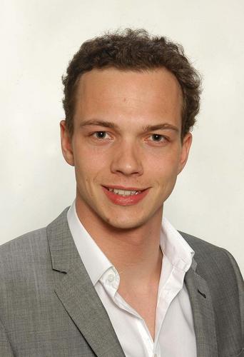 nhotsch's profile picture. Abitur Heide Holstein, Studium Uni Marburg, Journalist