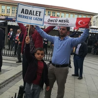 (Allah için kaybettiklerine üzülme)
Zalime ve zulmüne karşı mazlumun yanındayım.
📢Furkan Hareketi gönüllüsü