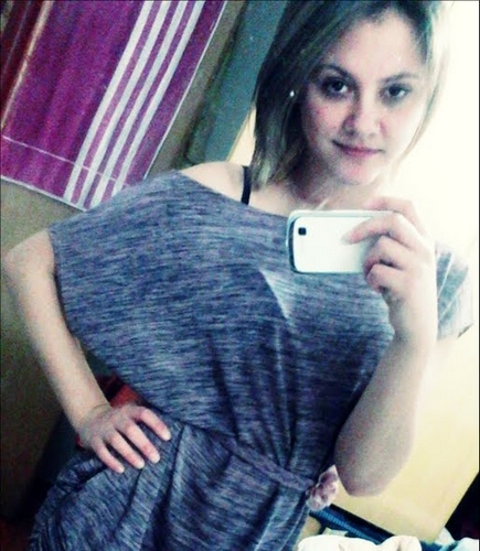 - Por dentro uma personalidade minha , por fora um conceito seu.. (: