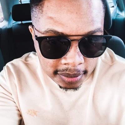 eLECTONIK1's profile picture. HIP-HOP DJ 📀🎚🎚🎚📀| EDUCATOR👱| Mr STEAL YOUR GIRL😂| KE MOSOTHO0️⃣5️⃣1️⃣ KE LAPENG