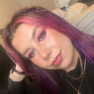 alyssawaalsh's profile picture. NU ‘21✧* // jan 4 ♡ #blacklivesmatter