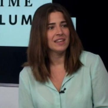 Infermera I fisioterapeuta. Socialista amb vocació de cuidar.